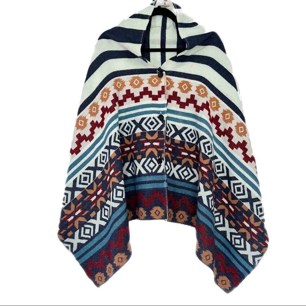 Woolrich Aztec Print Shall Poncho Scarf with Buttons